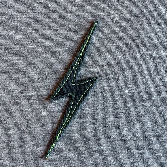 Aviator Nation Cropped T-Shirt with Green Embroidered Lightning Bolt ~ Size Smal - Picture 3 of 7